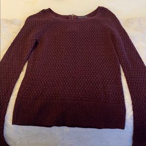 Maroon sweater